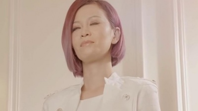 谢宜君 - 坚强的女人