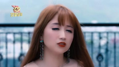 东方依依 - 爱的伤了痛了