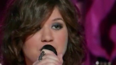 Kelly Clarkson - Walk Away