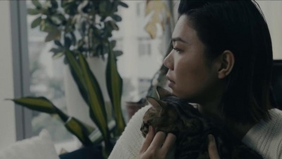 邓小巧 - 香槟女狼