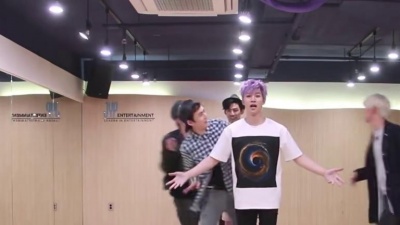 2PM - 疯了吗(GO CRAZY!)