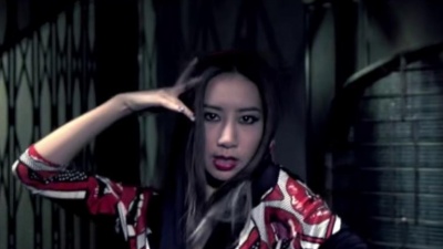 吴雨霏 - 艳羡