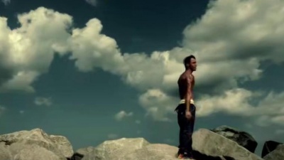 JLS、Dev - She Makes Me Wanna