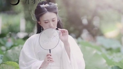韩家三少 - 男神女神古筝合奏《如懿传》片尾曲《梅香如故》