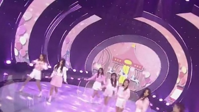 LOVELYZ - 游乐园