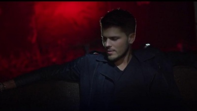 Mickael Carreira - A Noite Ao Contrário