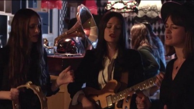 The Staves - Teeth White