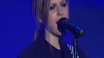 Avril Lavigne - Take me away (Legendado) 韩国演唱会 现场版 葡萄牙语字幕 04/04/09