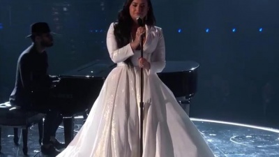 Demi Lovato - Anyone