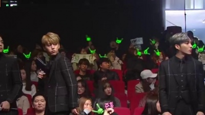 B.A.P - SKYDIVE (Live At Music Bank 2016/12/16)