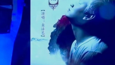 龚泽艺 - 西施湖