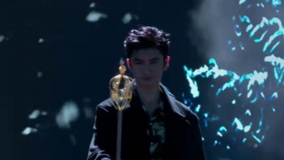 希林娜依高、李梦琦、孙珍妮、田京凡、仲菲菲、张云龙 - Ice Queen