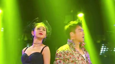 郑恺、李小萌、跨界歌王 - 路灯下的小姑娘