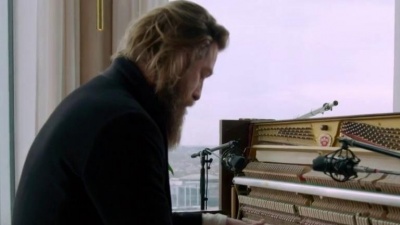 Joep Beving - Hanging D