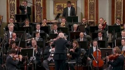 Wiener Philharmoniker、John Williams - Adventures on Earth
