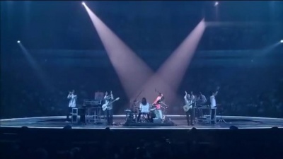 宇多田ヒカル - 虹色バス WILD LIFE演唱会版