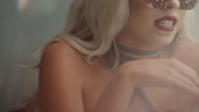 Juanes、Kali Uchis - El Ratico