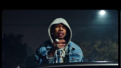 Sneakk、Tyga、YG - Spray