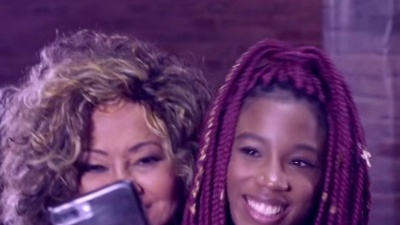 alcione、Malía - Faz Uma Loucura Por Mim
