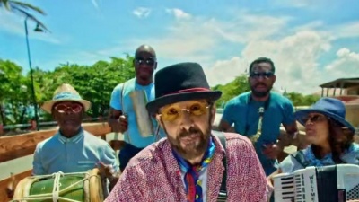 Juan Luis Guerra 4.40 - Lámpara Pa' Mis Pies