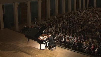 Maurizio Pollini - Beethoven: Piano Sonata No. 30 in E Major, Op. 109 - 1. Vivace, ma non troppo - Adagio espressivo - Tempo I