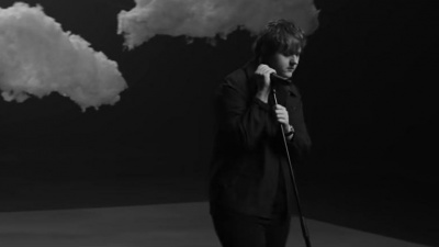 Lewis Capaldi - Hold Me While You Wait