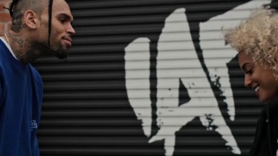 DaniLeigh、Chris Brown - Easy