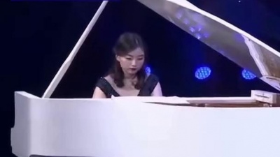 格子音乐 - 著名琵琶演奏家乔鹤现场演奏《春江花月夜》，人美曲更美！