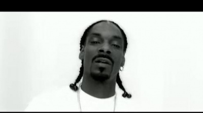 Pharrell Williams、Snoop Dogg - Drop It Like It's Hot