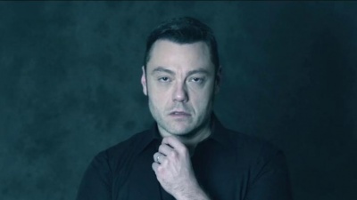 Tiziano Ferro - Casa A Natale