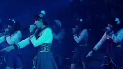 AKB48(エーケービー フォーティエイト) - 遠距離ポスター(live版)