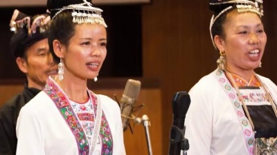 瑞鸣音乐、吴秀才、吴甫勇成、吴成义、吴立忠、吴雪梅、吴桂芝、吴翠连、吴培探 - 西山歌 Song of Western Mountain