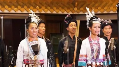 瑞鸣音乐、吴秀才、吴甫勇成、吴成义、吴立忠、吴雪梅、吴桂芝、吴翠连、吴培探 - 撒网歌 Song of Falling Net
