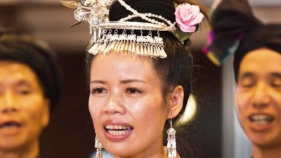 瑞鸣音乐、吴秀才、吴甫勇成、吴成义、吴立忠、吴雪梅、吴桂芝、吴翠连、吴培探 - 撑船歌 Song of Poling A Boat