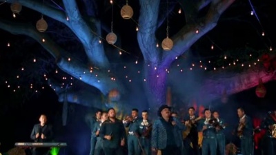 Chuy Lizarraga y Su Banda Tierra Sinaloense - La Entalladita