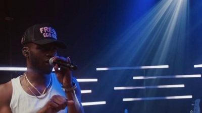 Maleek Berry、Not3s - Sit Back Down
