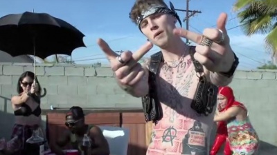 Machine Gun Kelly - Sail