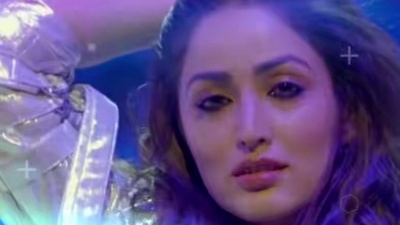 Payal Dev、Badshah、Mika Singh、neha kakkar、DJ Aqeel - Sawan Mein Lag Gayi Aag