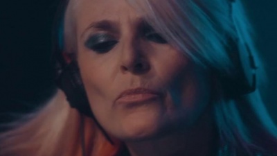 David Guetta、Faithless - God is A DJ