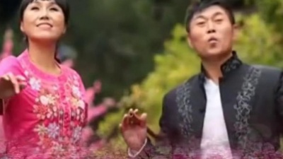 乌兰托娅 - 桃花开满三月天