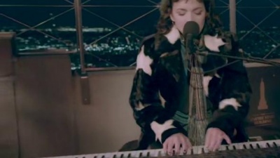 Norah Jones - Christmas Calling(Jolly Jones)