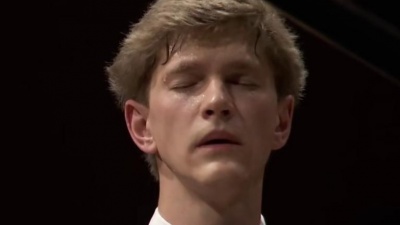 Jan Lisiecki - Chopin: Nocturnes, Op. 62 - No. 1 in B Major. Andante
