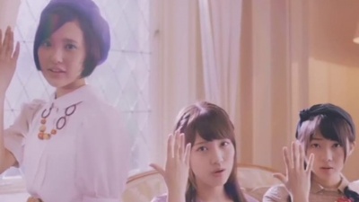 AKB48 - 365日の紙飛行機