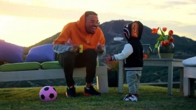 Chris Brown - Little More