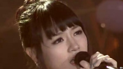 余姿昀 - 身骑白马