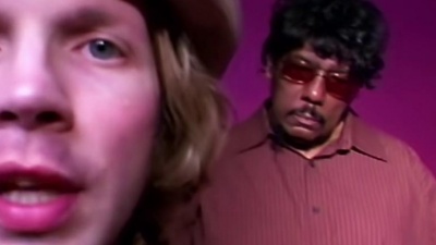 Beck - Think I'm In Love