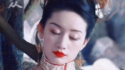 樱染 - #与君初相识 花楹 本宫给你抓了条鱼回来