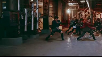 Stray Kids - BEWARE