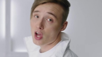 Isac Elliot - EYES SHUT