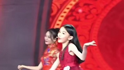 阳光女孩 - 宋小睿非非6＋1张灯结彩